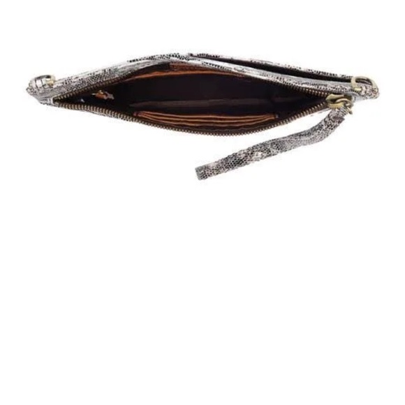 Hobo Every Go lizard wristlet~ - Picture 2 of 6